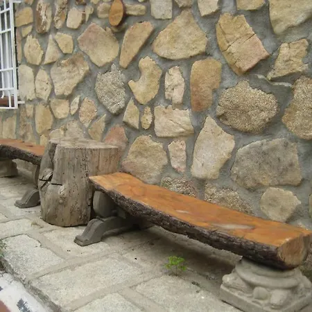 La Rocalla Del Tietar Casa vacanze *